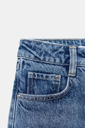 Gerade geschnittene High-Waist-Crossover-Jeans