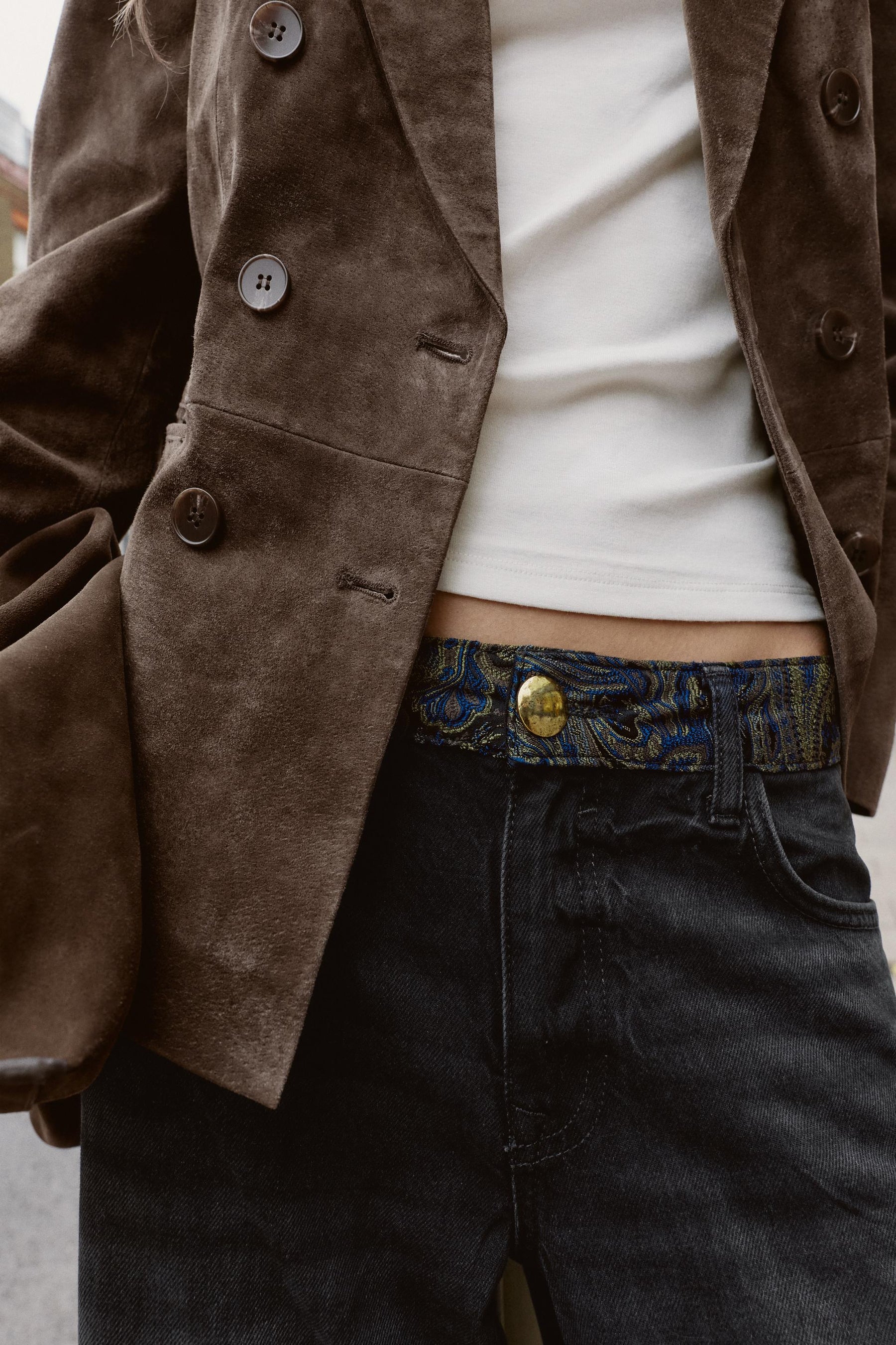 Jacquard-Jeans mit mittelhohem Bund