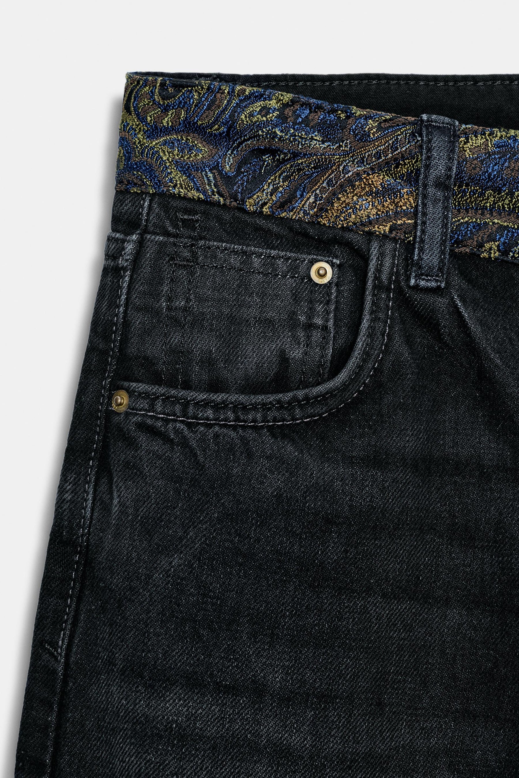 Jacquard-Jeans mit mittelhohem Bund