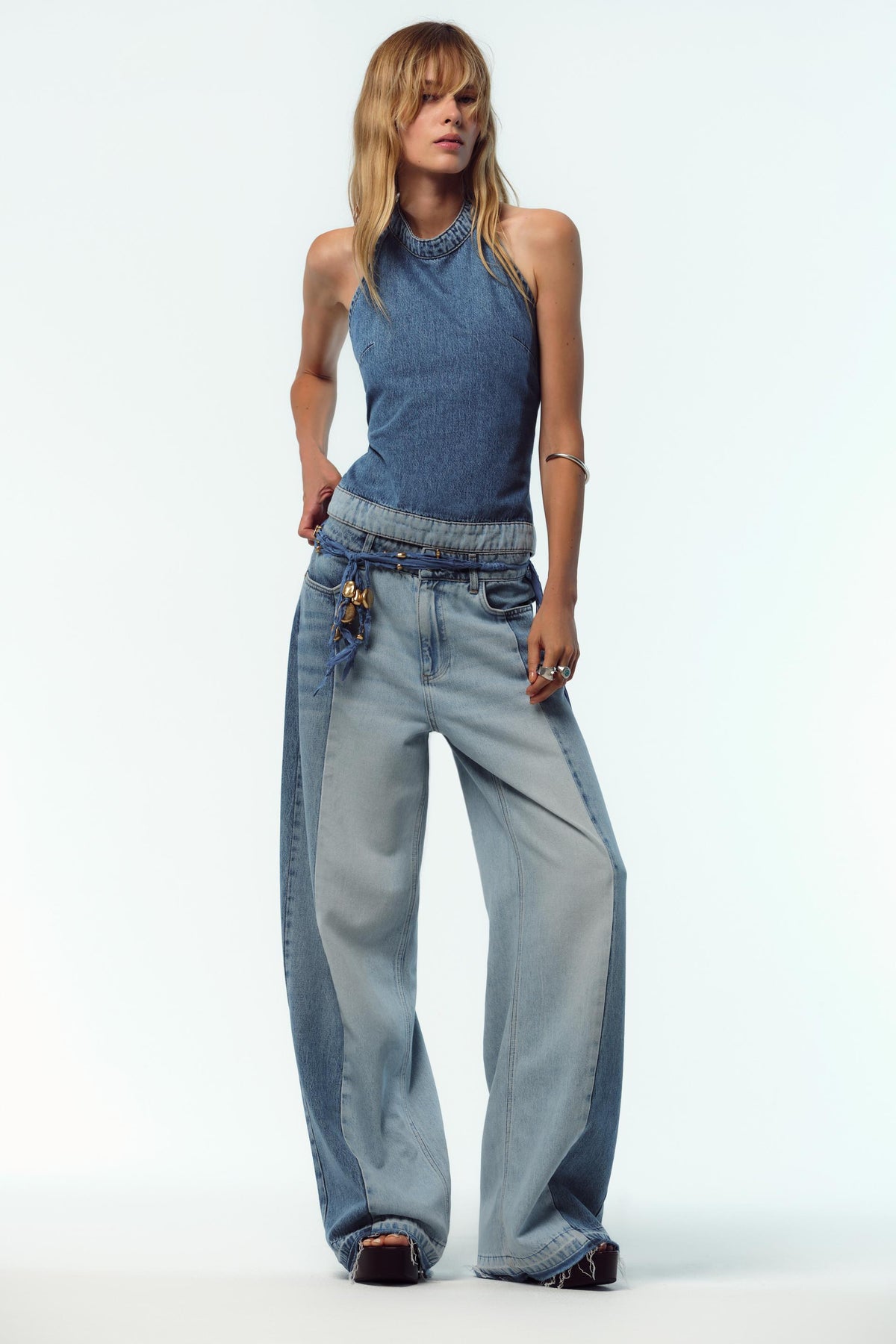 Weit geschnittene High-Waist-Jeans