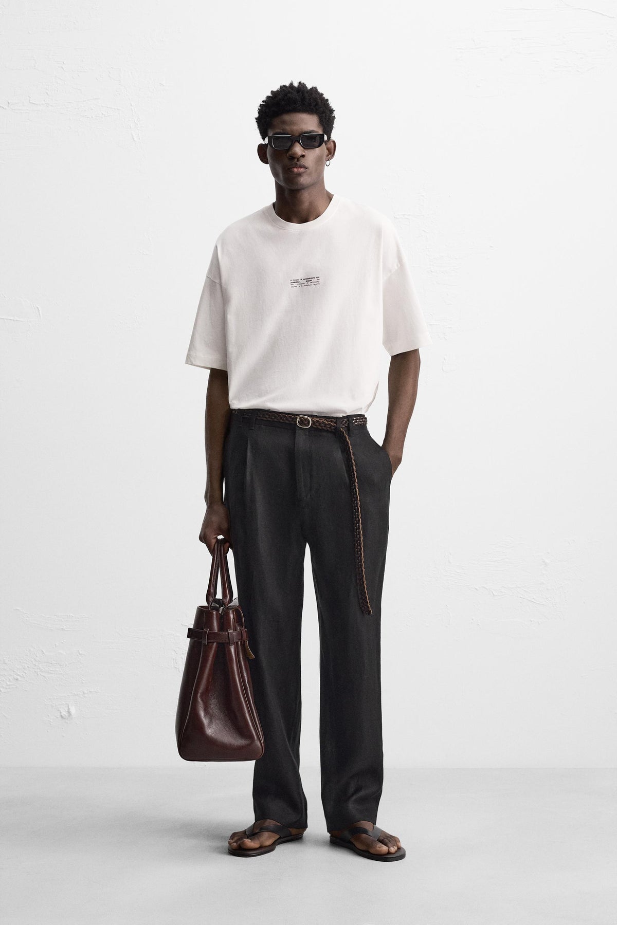 PRINTED GRAPHIC T-SHIRT - Image 1