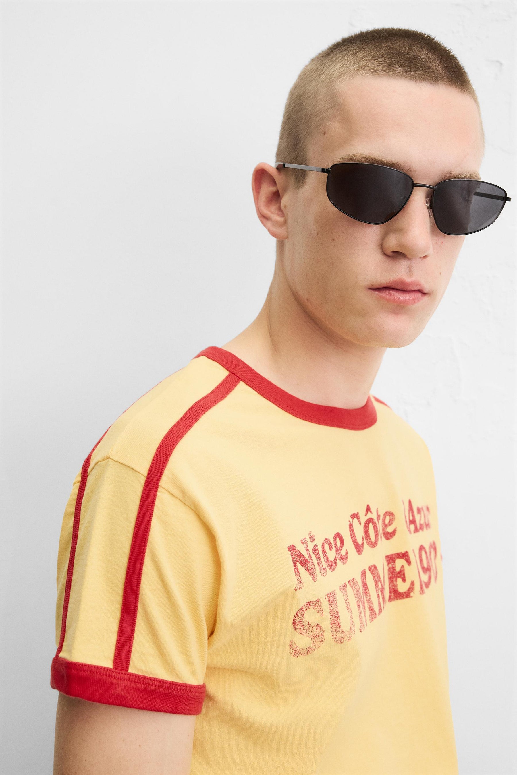 RIB T-SHIRT WITH CONTRAST SLOGAN - Image 6