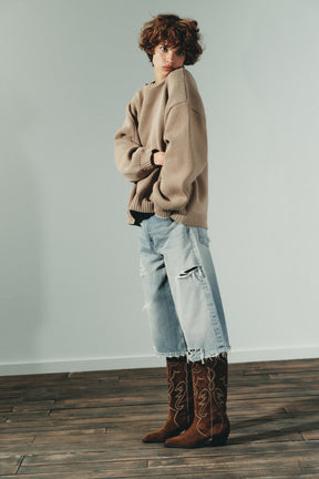 ÜBERGRÖSSERTER STRICKPULLOVER