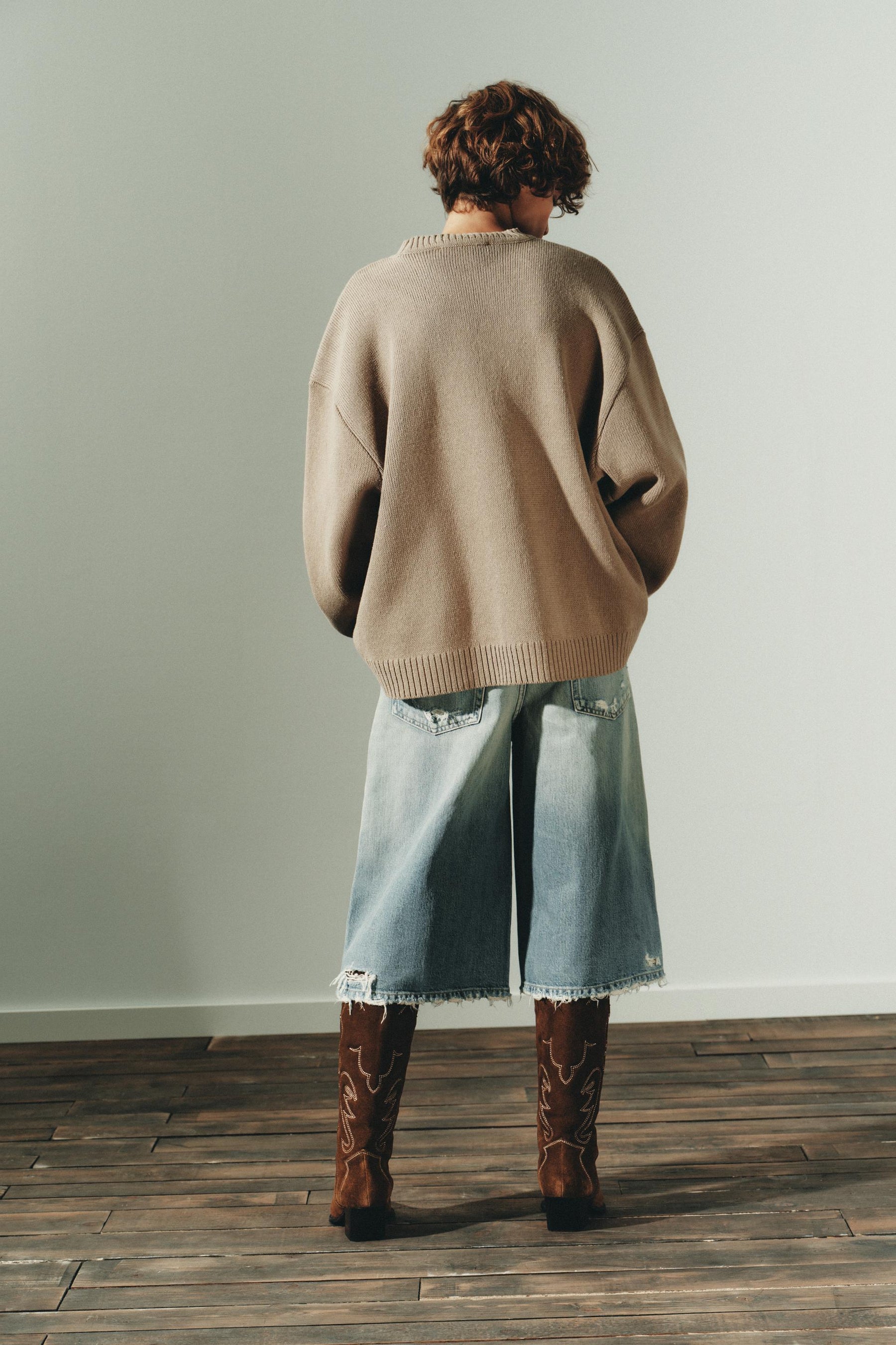 ÜBERGRÖSSERTER STRICKPULLOVER