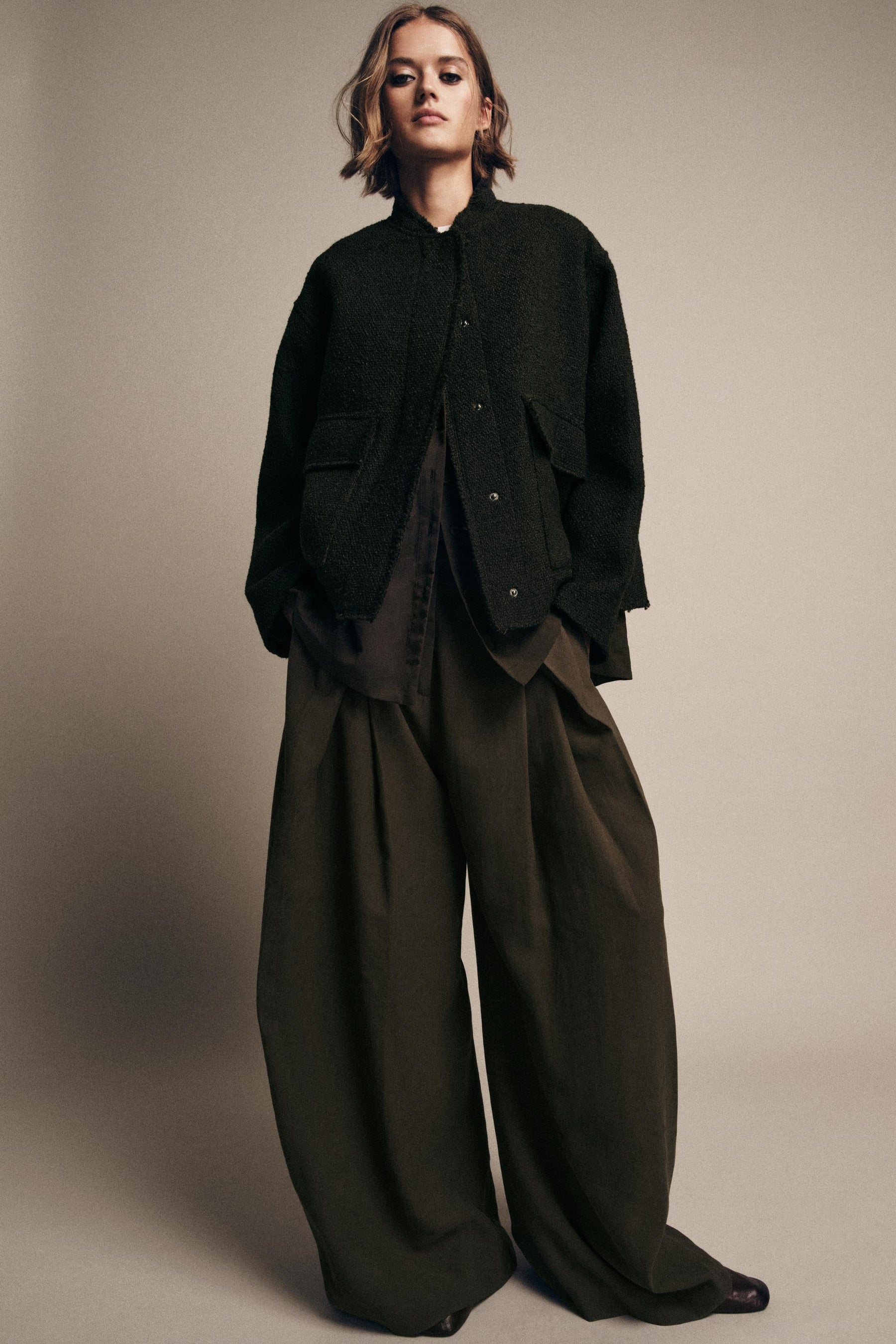 JACKE AUS STRUKTURIERTER WOLLMISCHUNG