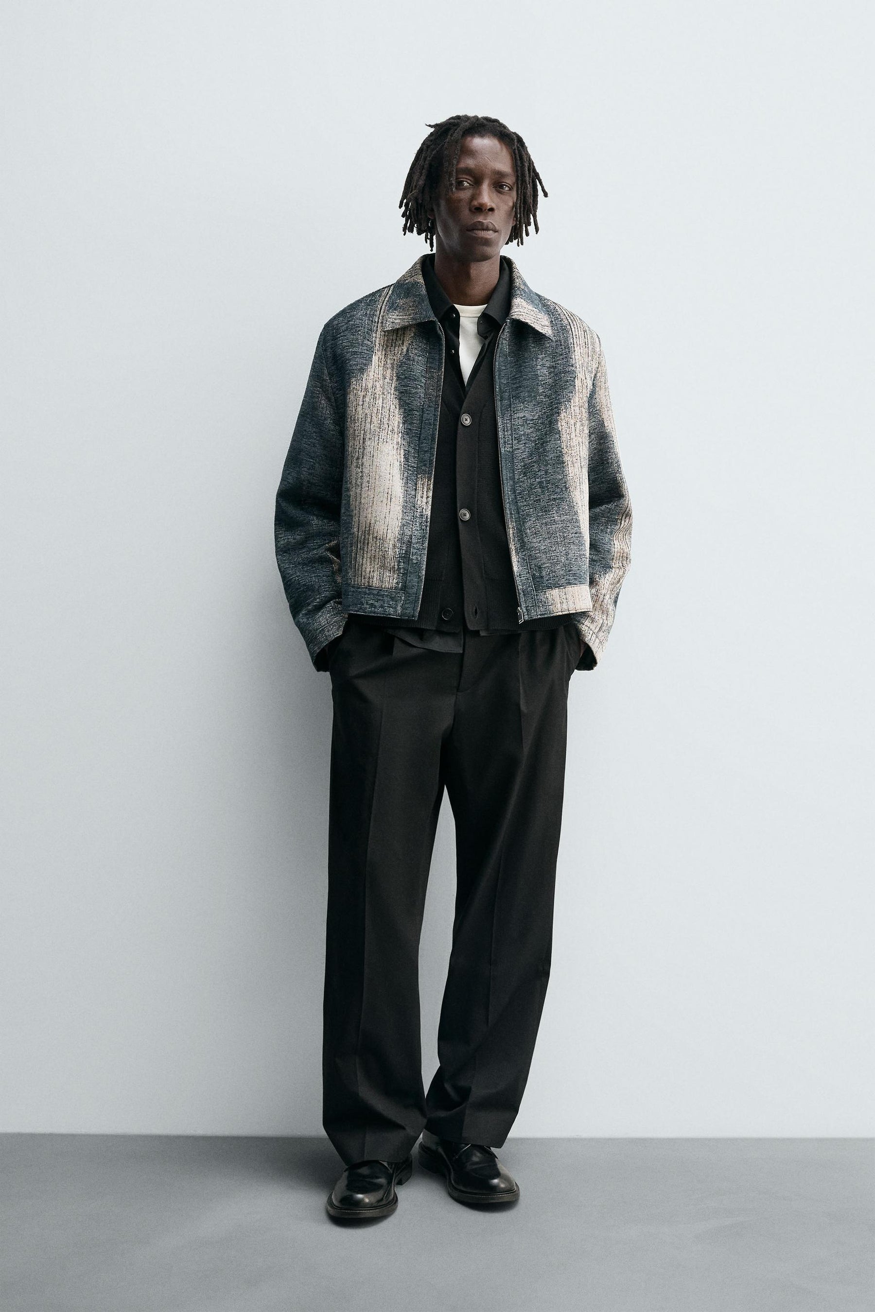 ABSTRACT JACQUARD JACKET - Image 1