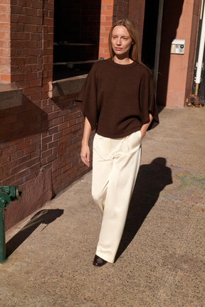 STRICKPULLOVER MIT WEITEN ÄRMELN