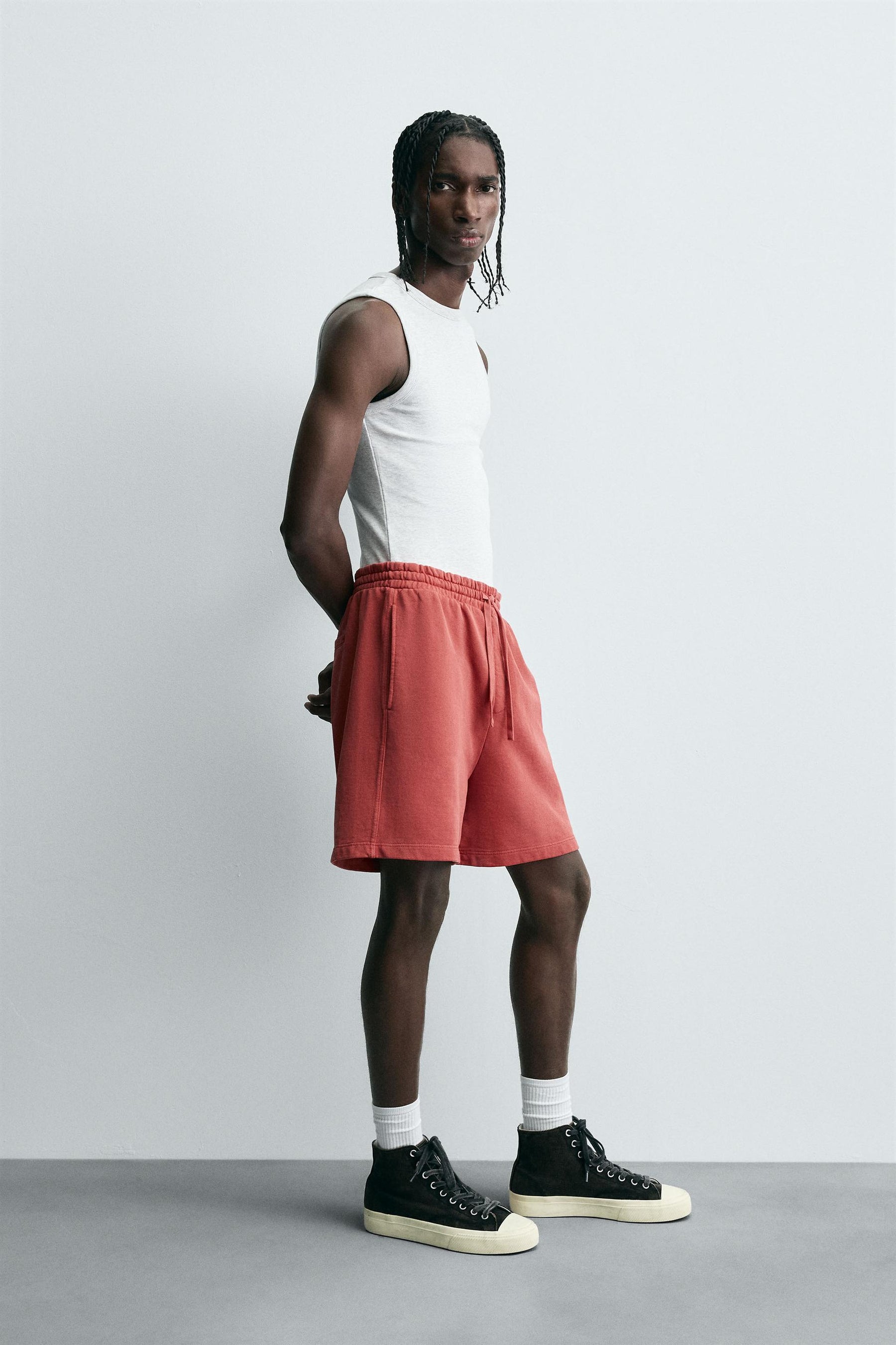 WASHED JOGGER BERMUDA SHORTS - Image 4