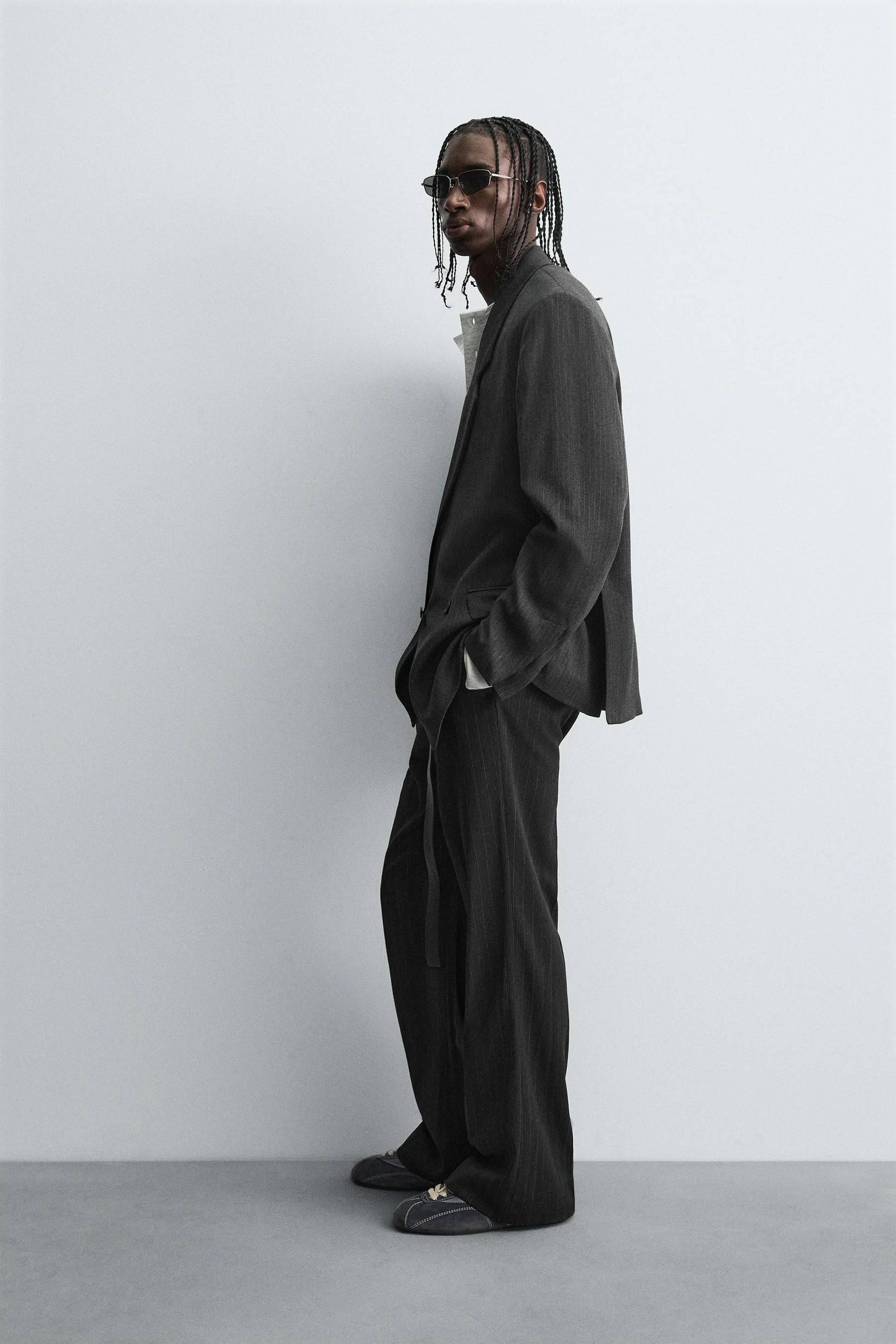 STRIPED DOUBLE-BREASTED BLAZER - Image 4