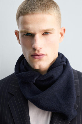 LIMITED EDITION WOOL PINSTRIPE BLAZER - Image 5