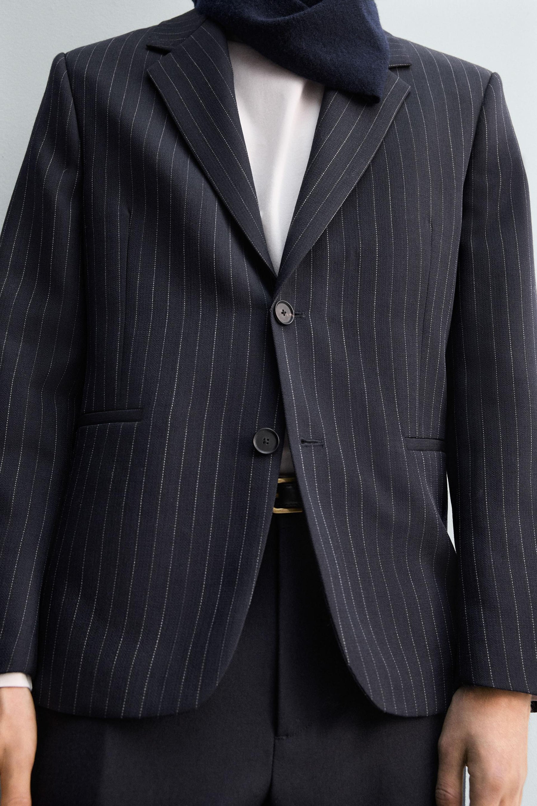LIMITED EDITION WOOL PINSTRIPE BLAZER - Image 6