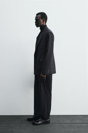 DOUBLE-BREASTED PINSTRIPE SUIT BLAZER - Image 4