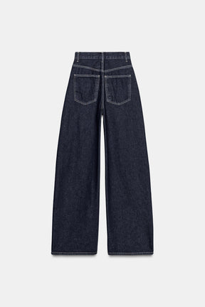 High-Waist-Jeans mit weitem Bein
