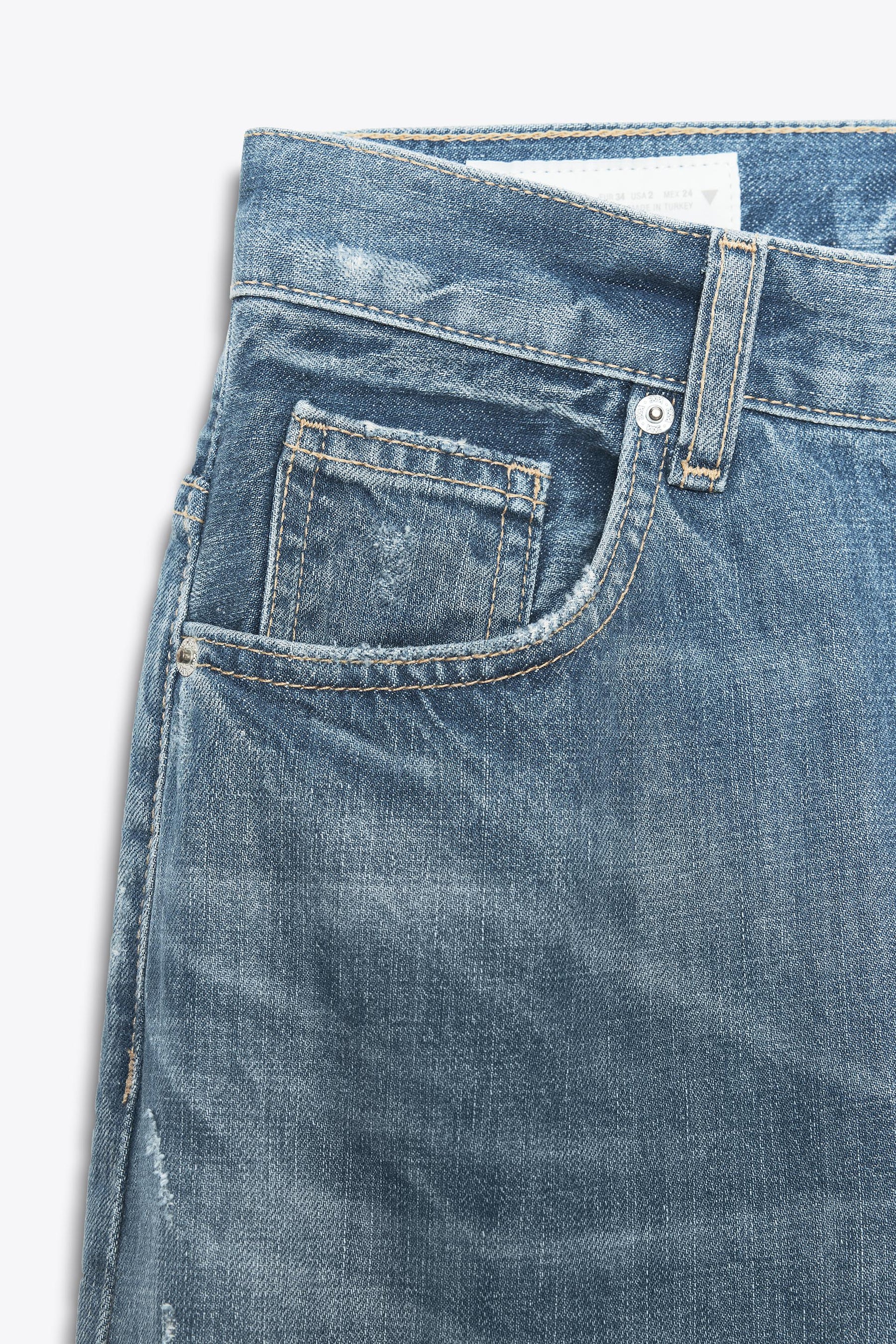 Gerade geschnittene, weite High-Waist-Jeans