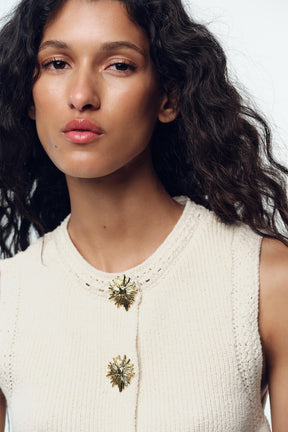 KNIT TOP WITH GOLD BUTTONS - Image 5