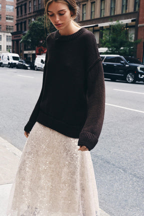 Strickpullover mit Nähten