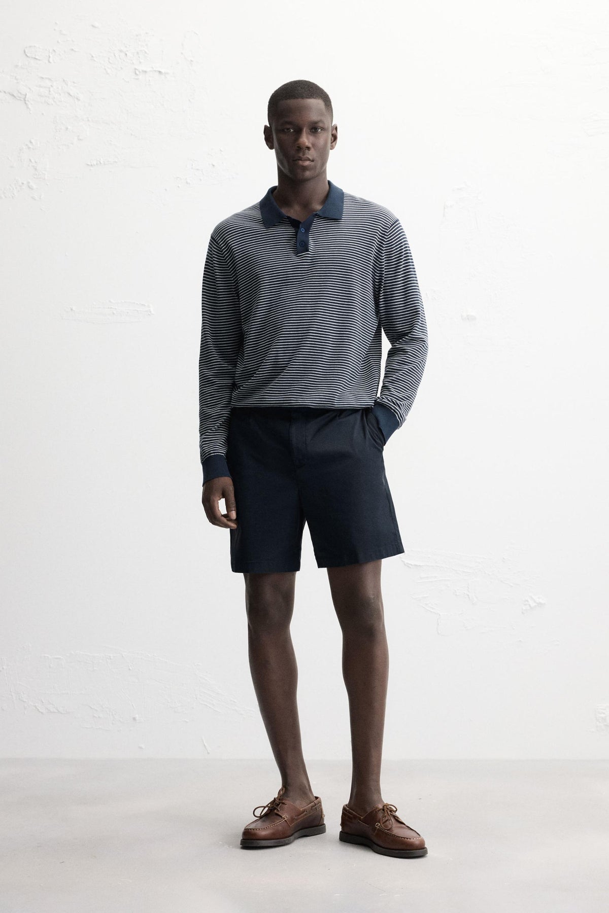 PLEATED REGULAR FIT BERMUDA SHORTS - Image 1