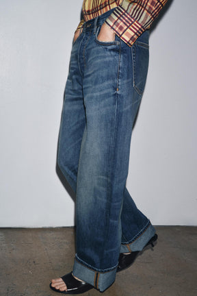Baggy Low-Rise Jeans