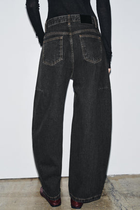 Barrel Mid-Waist Jeans