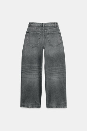 Jeans mit umgeschlagenem Bund und mittelhohem Bund