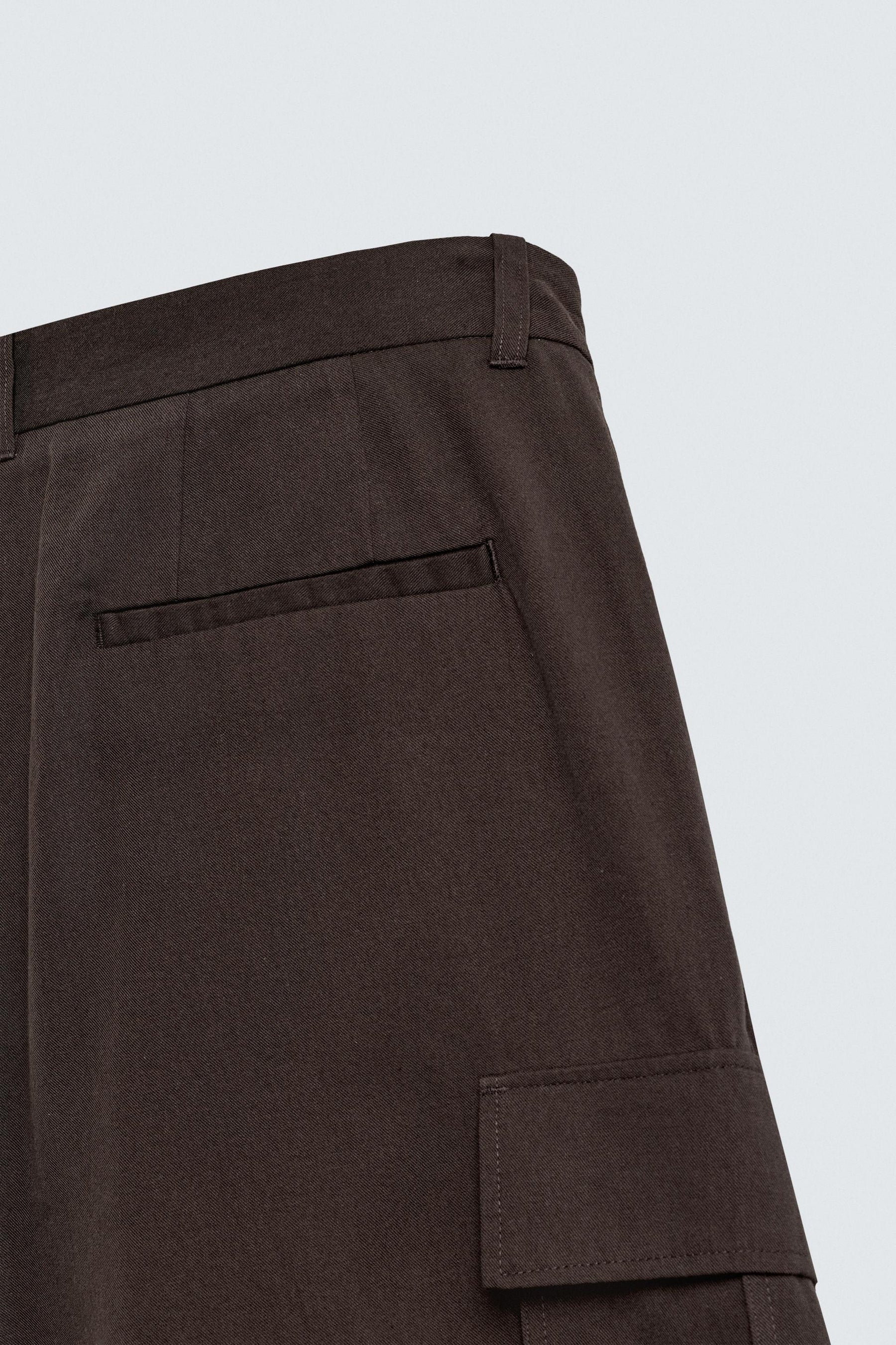 LYOCELL-COTTON CARGO BERMUDA SHORTS - Image 10