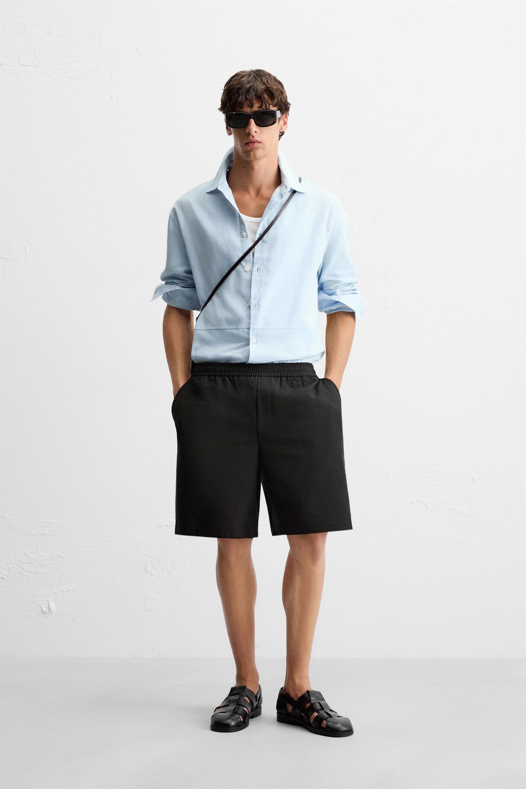 TEXTURED REGULAR FIT BERMUDA SHORTS - Image 1