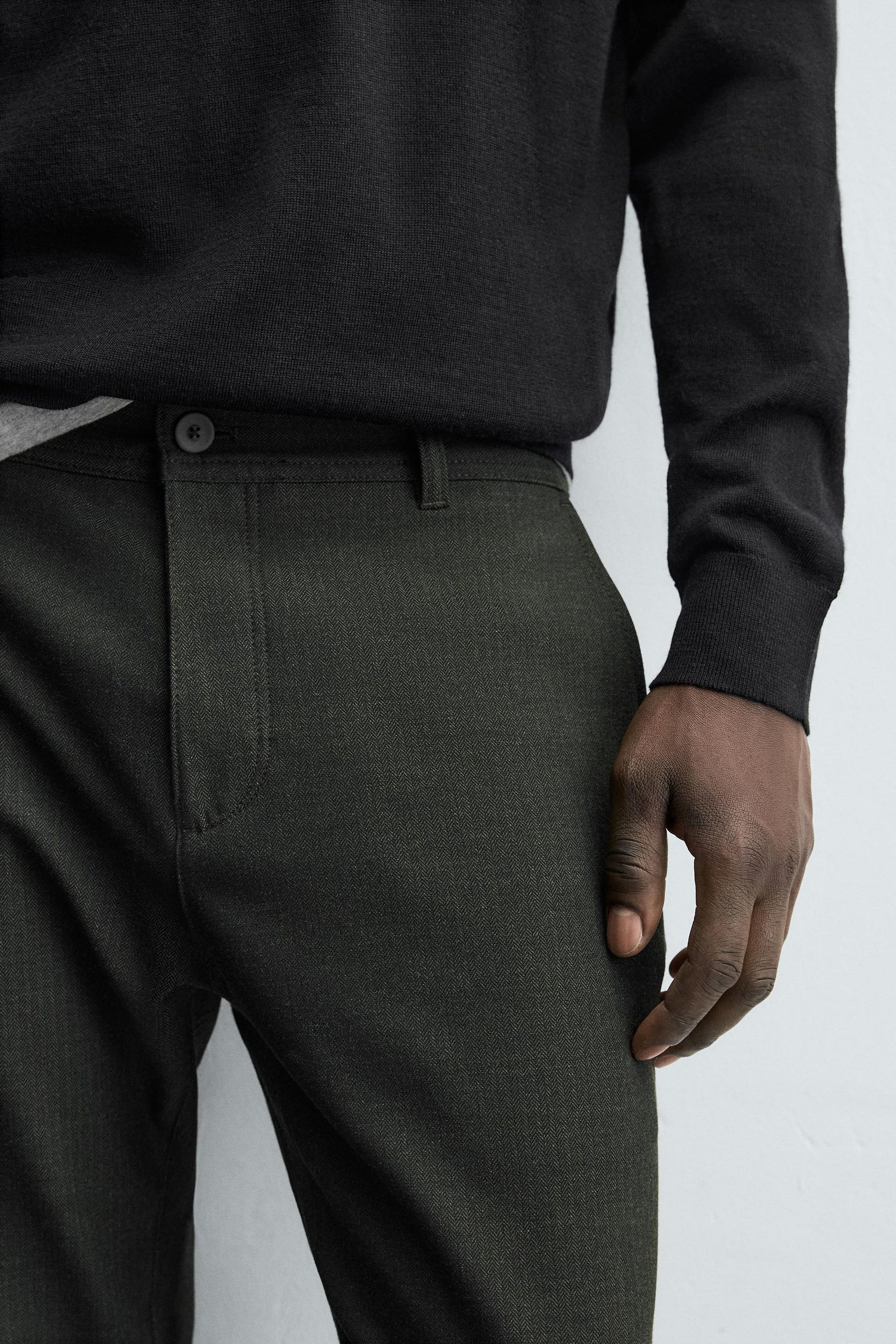 COMFORT TEXTURED CHINO TROUSERS - Image 5