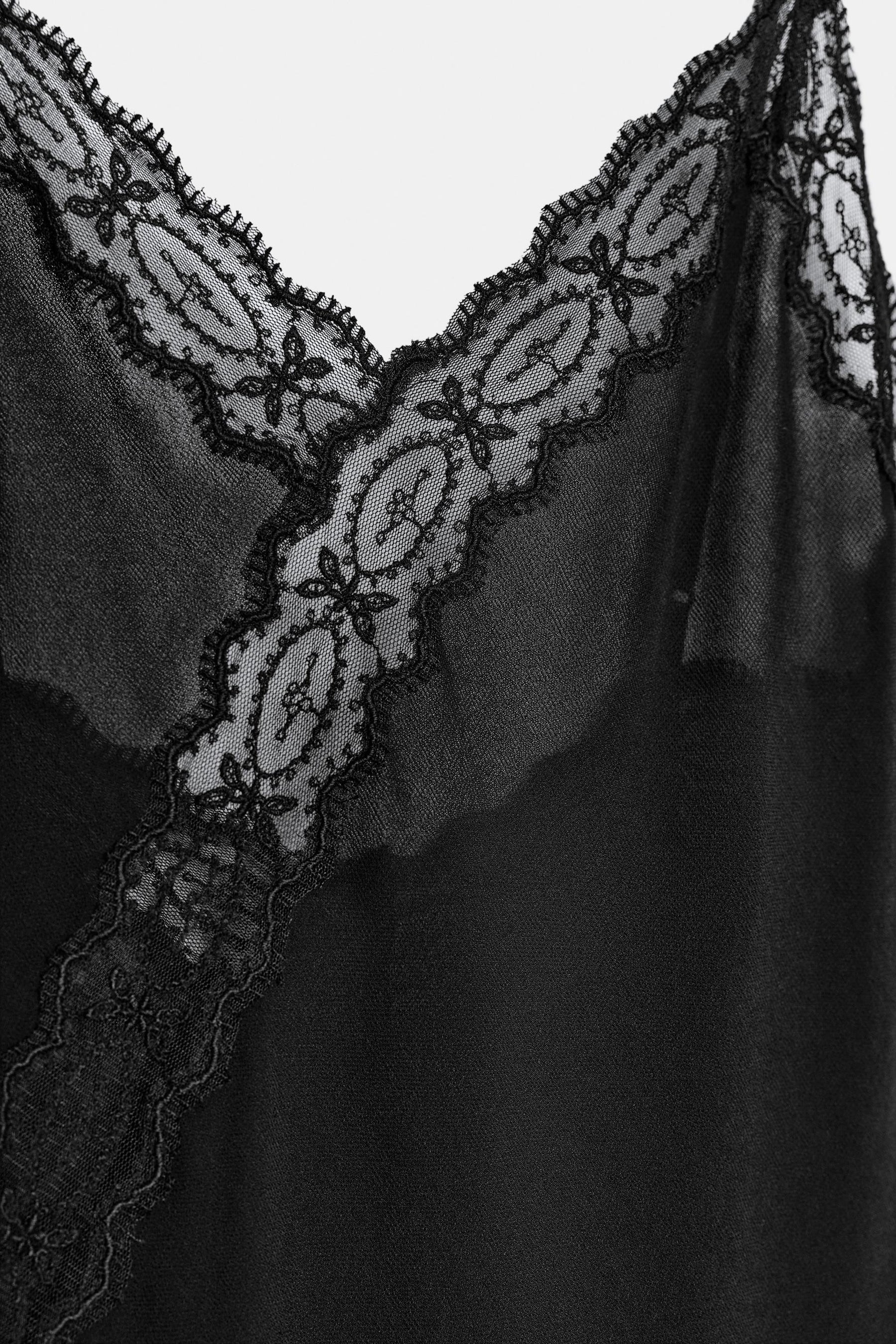 Asymmetrisches Trägerkleid