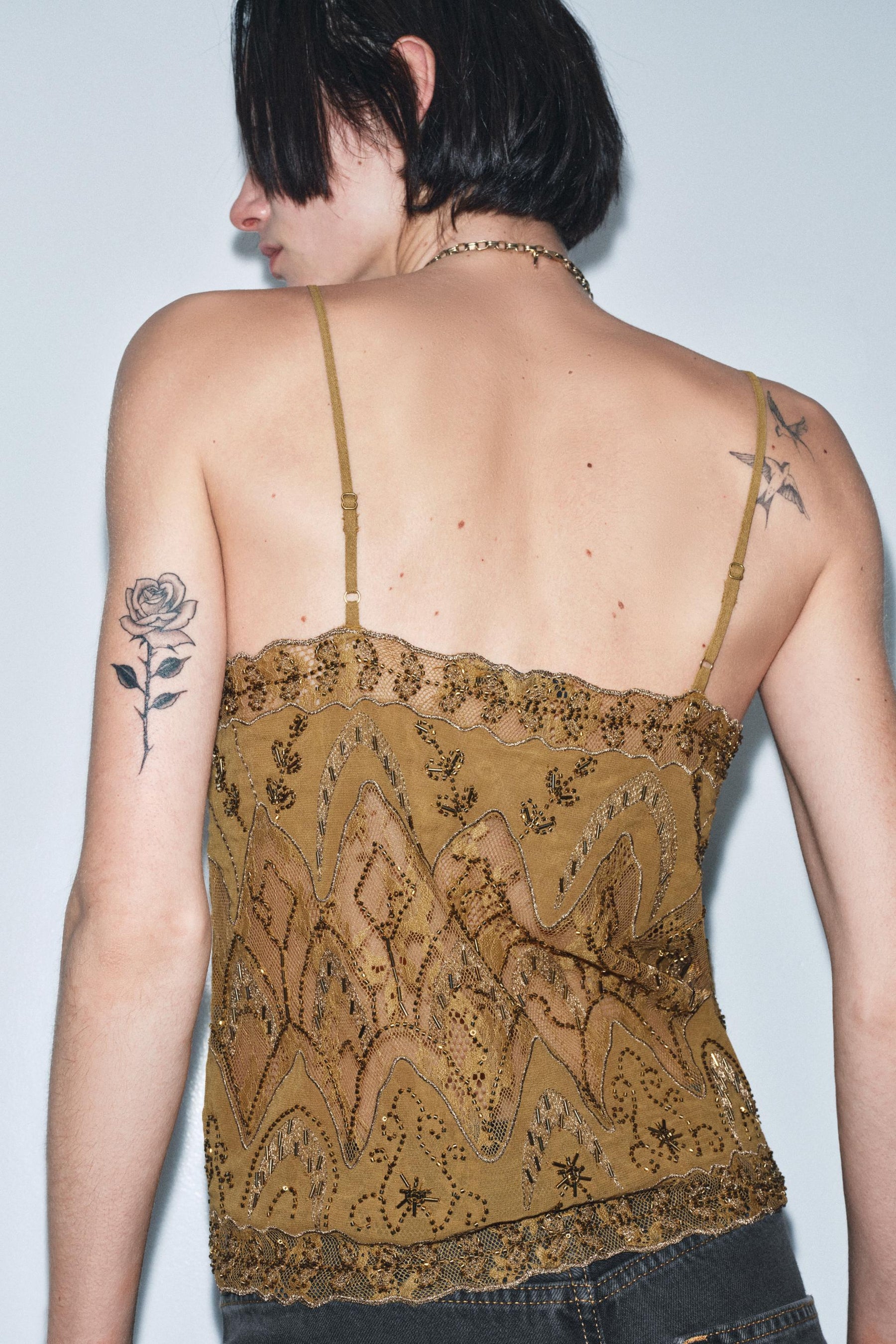 Besticktes, perlenbesetztes Modetop