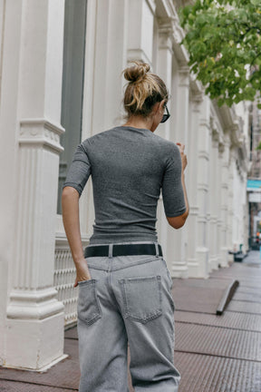 Geripptes Raglan-T-Shirt