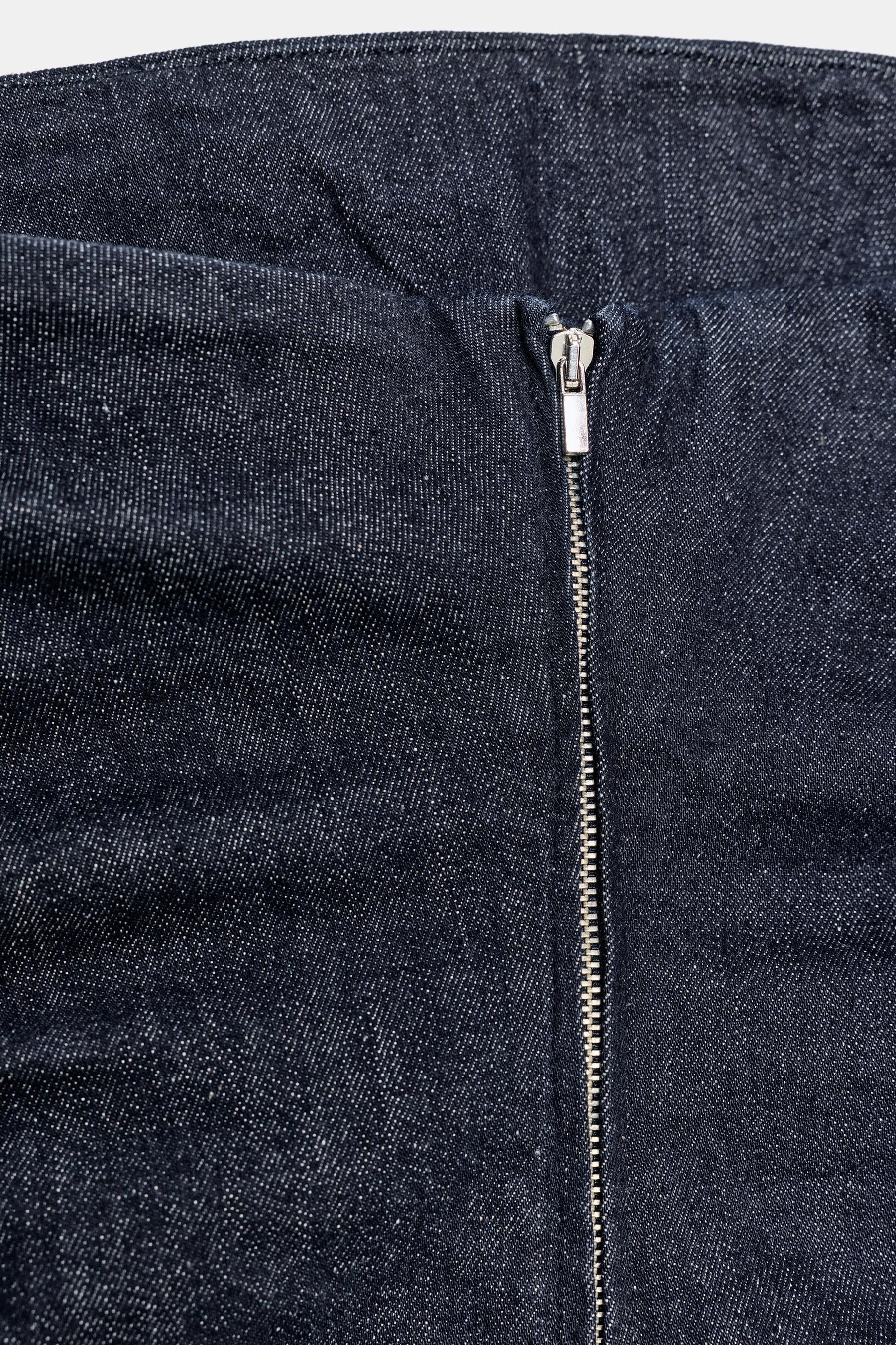 Jeans-Bandeaukleid mit Raffungen