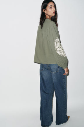 BEGESTICKTE BAUMWOLLBLUSE