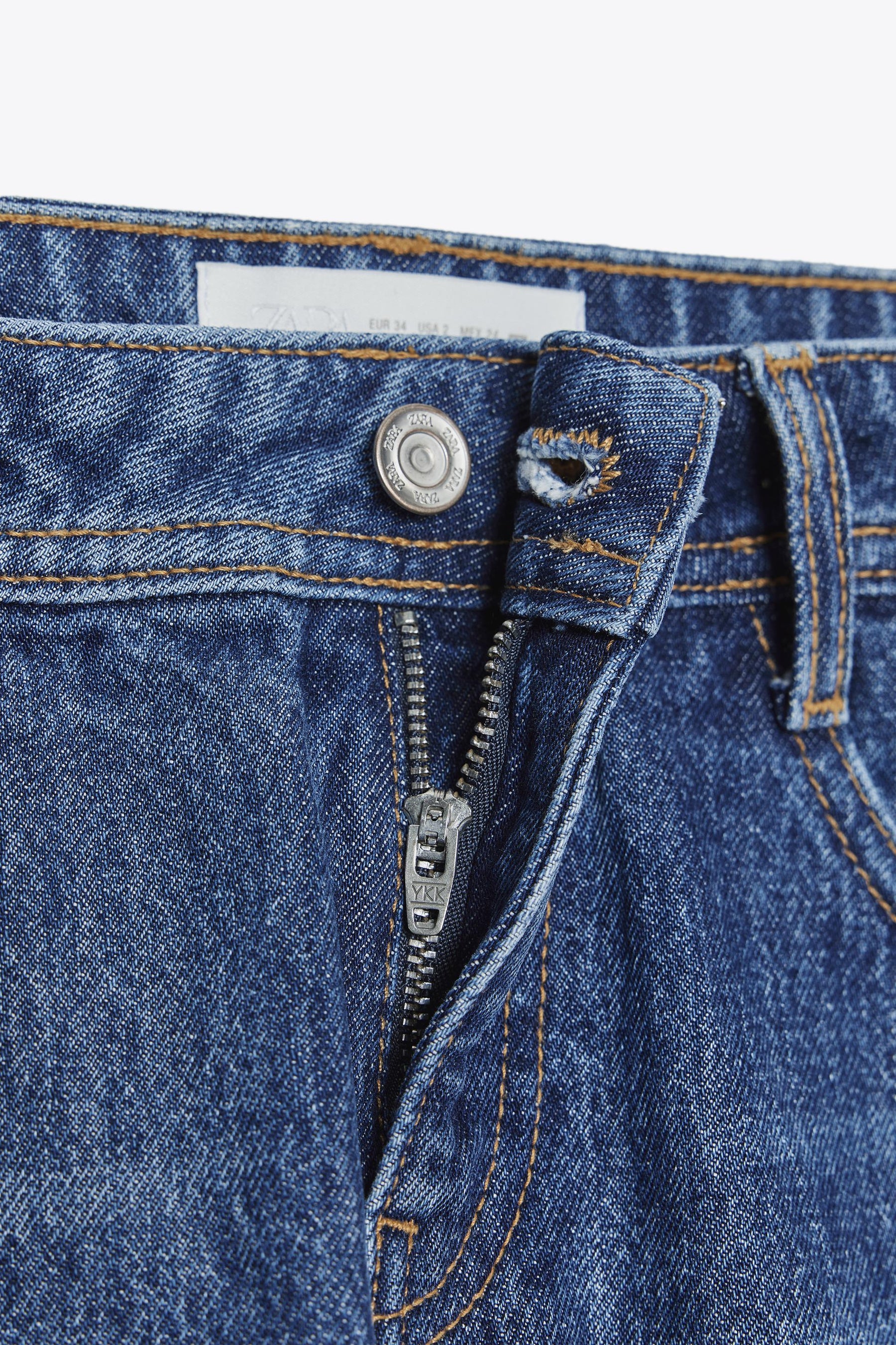 Hüftjeans mit weitem Bein