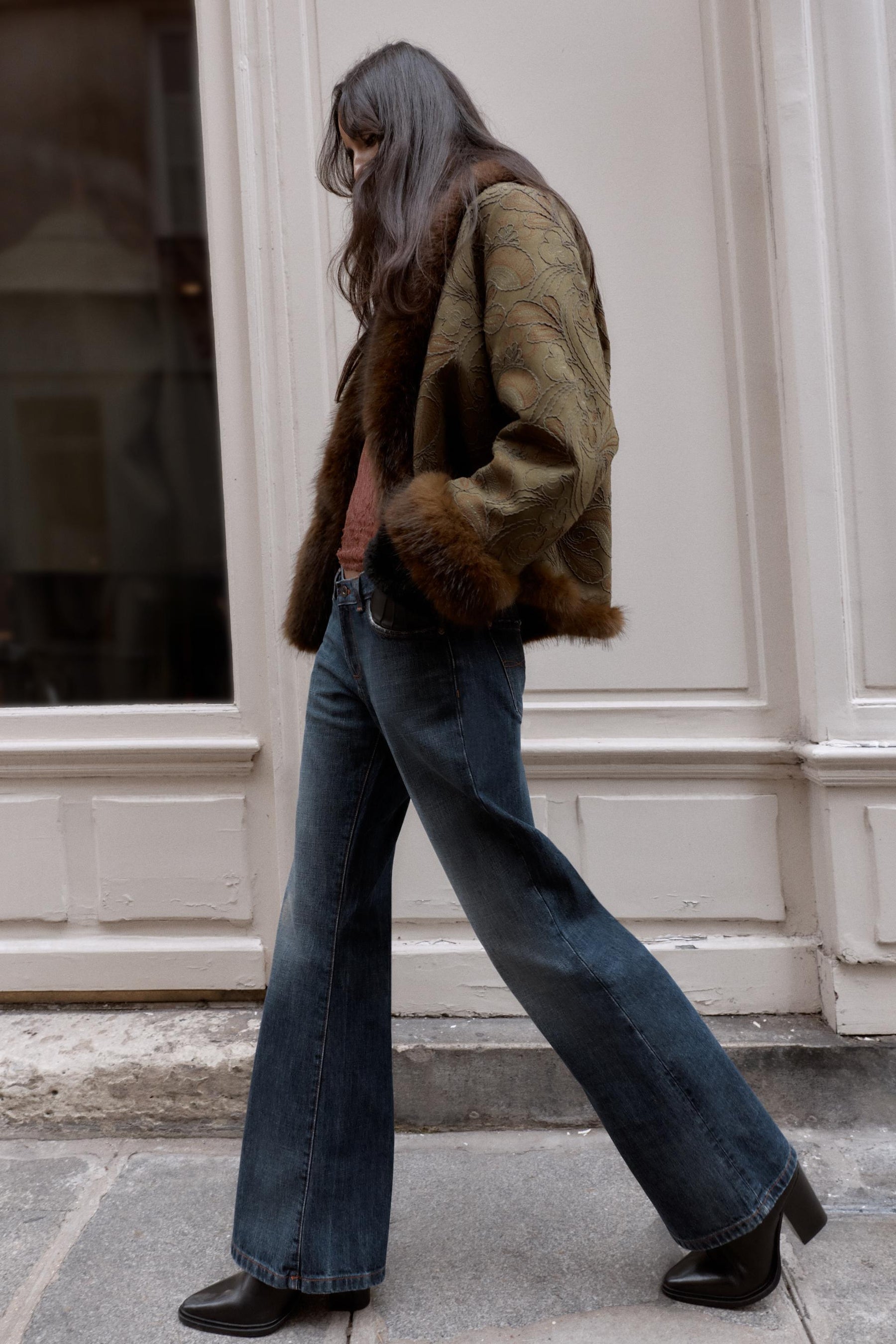 Bootcut-Jeans mit niedrigem Bund