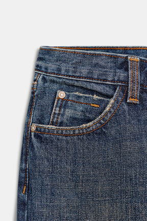 Bootcut-Jeans mit niedrigem Bund