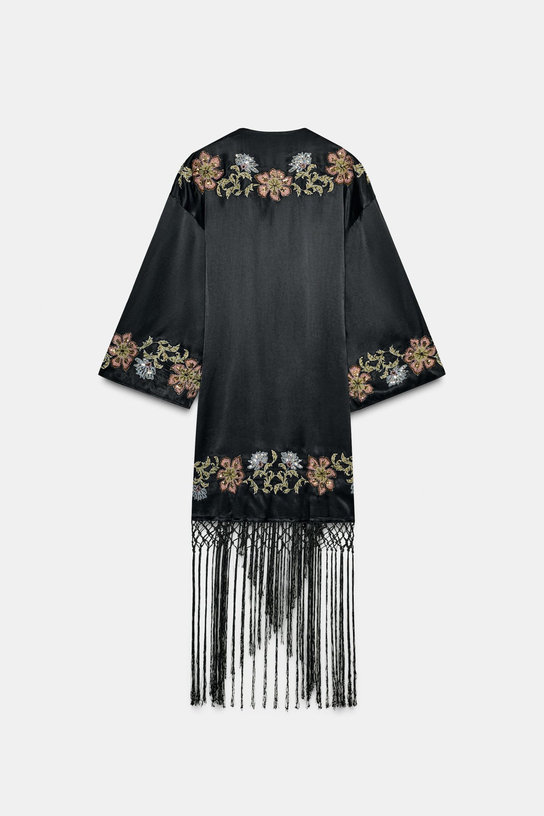 KIMONO WITH FLORAL EMBROIDERY AND FRINGES - Image 6