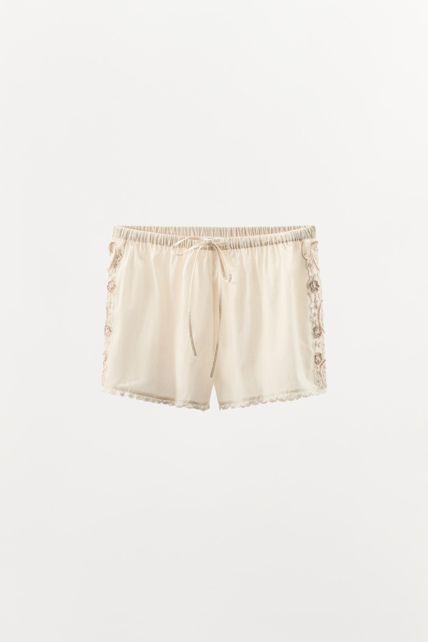 Bestickte Perlenshorts