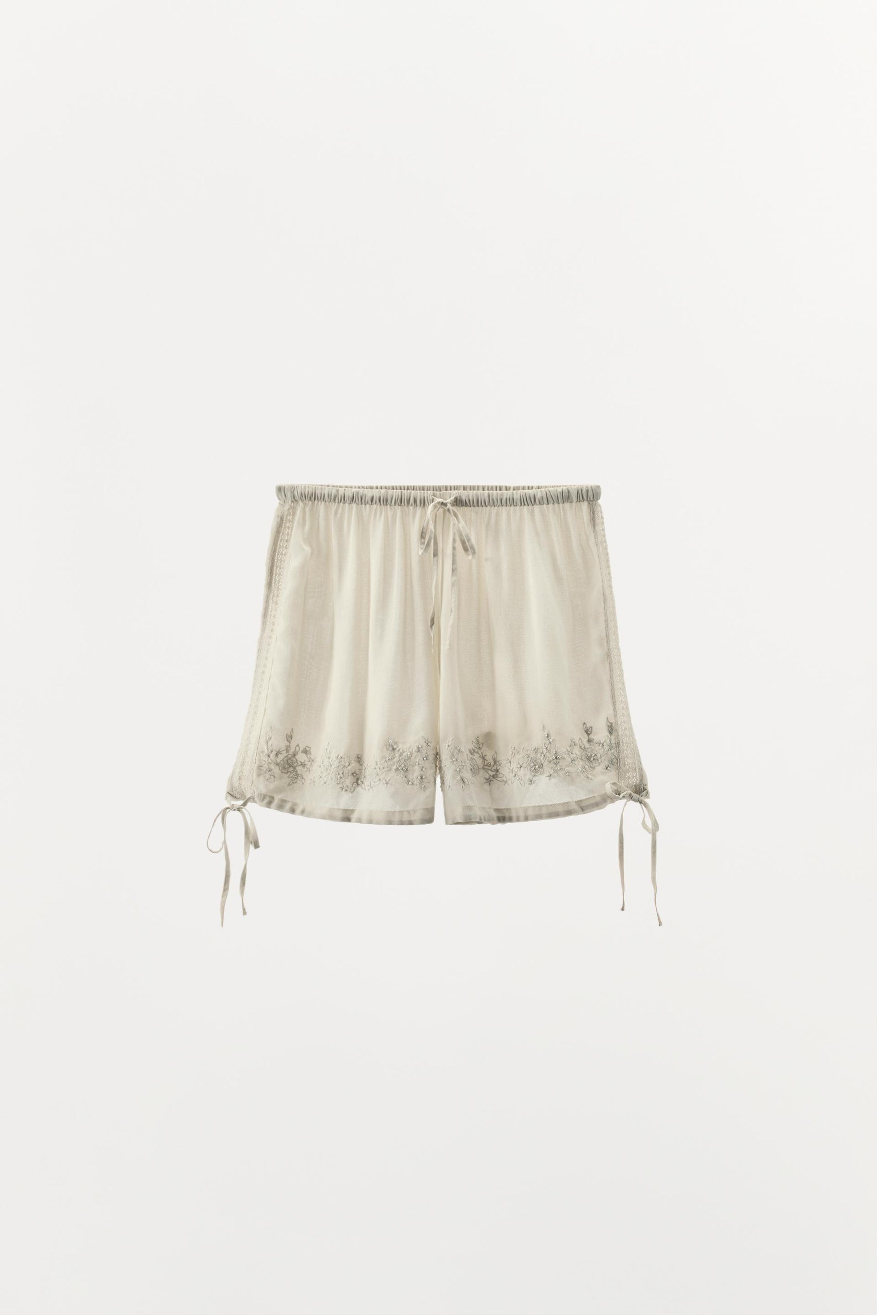 Bestickte, perlenbesetzte Shorts