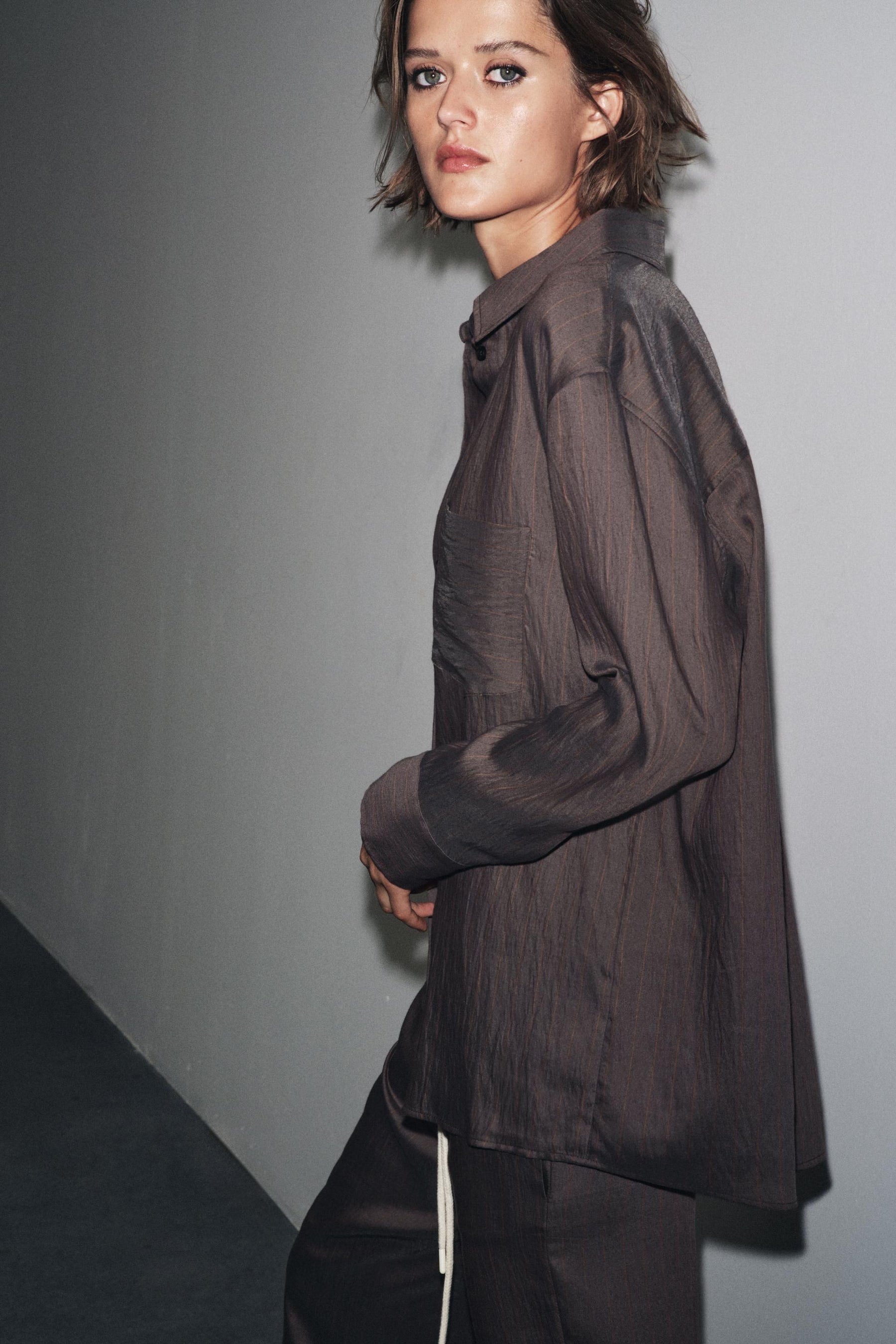 Übergroßes gestreiftes Hemd