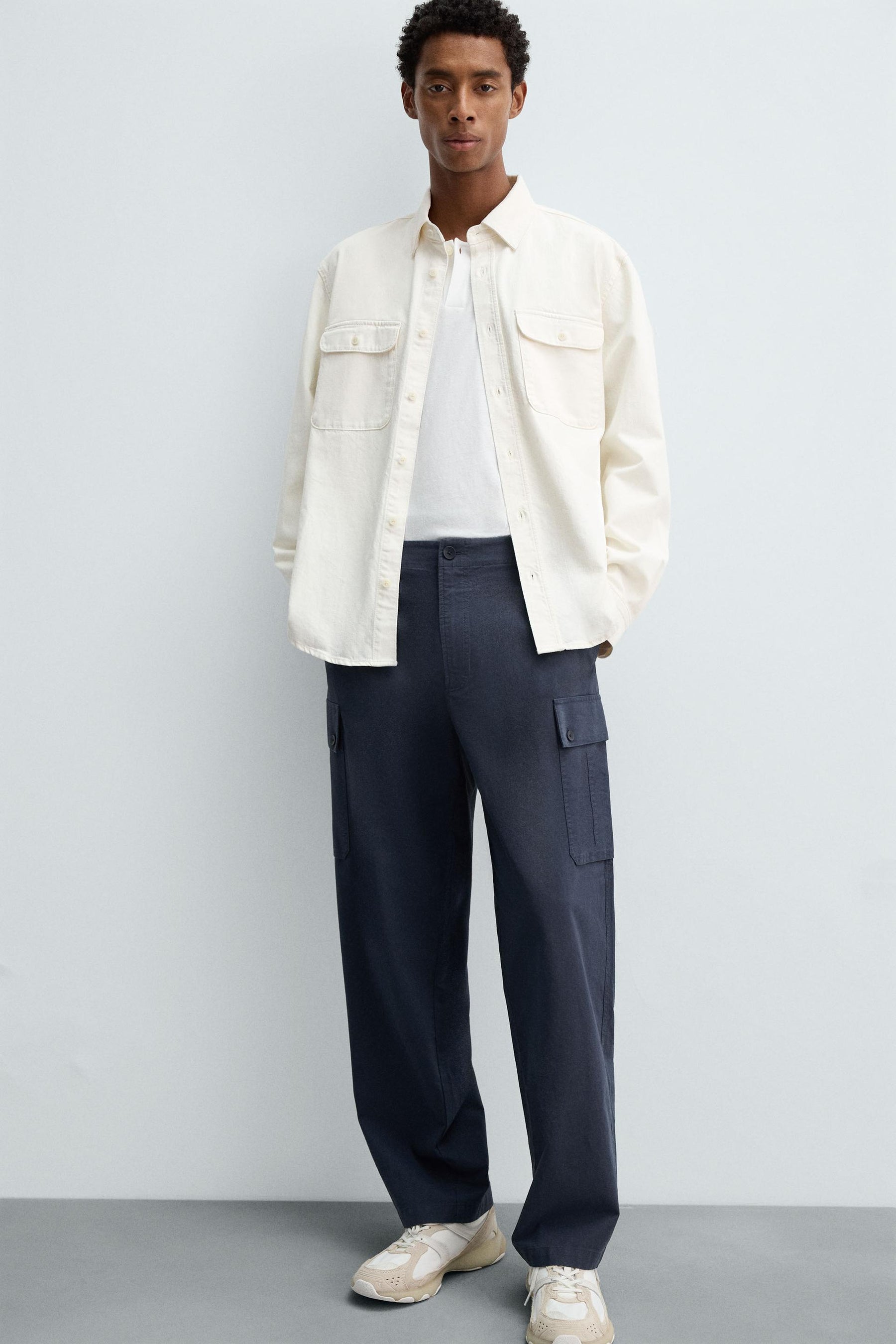 REGULAR FIT CARGO TROUSERS - Image 6