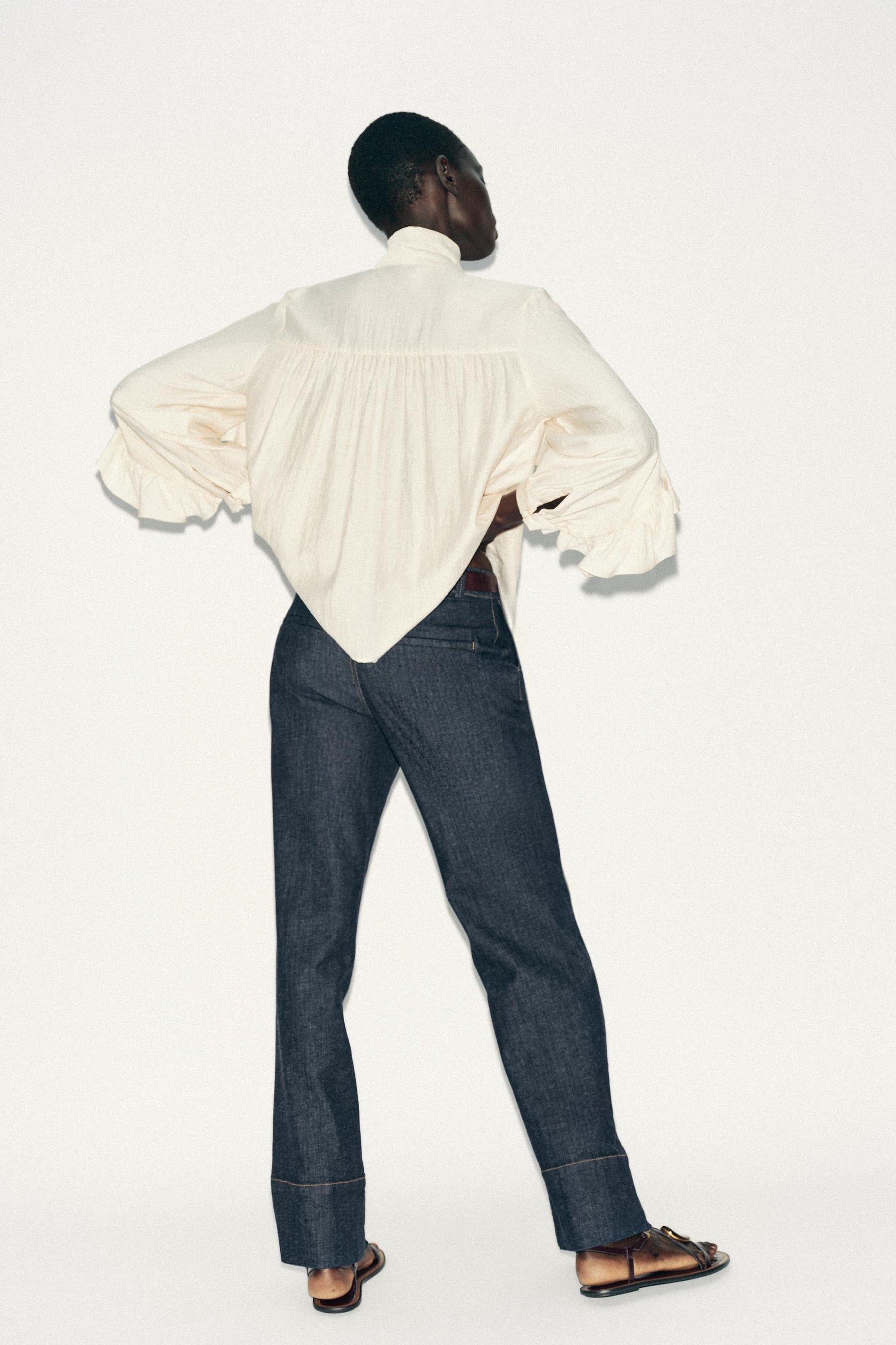 Rüschenbluse mit Schleife