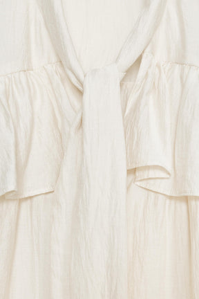 Rüschenbluse mit Schleife