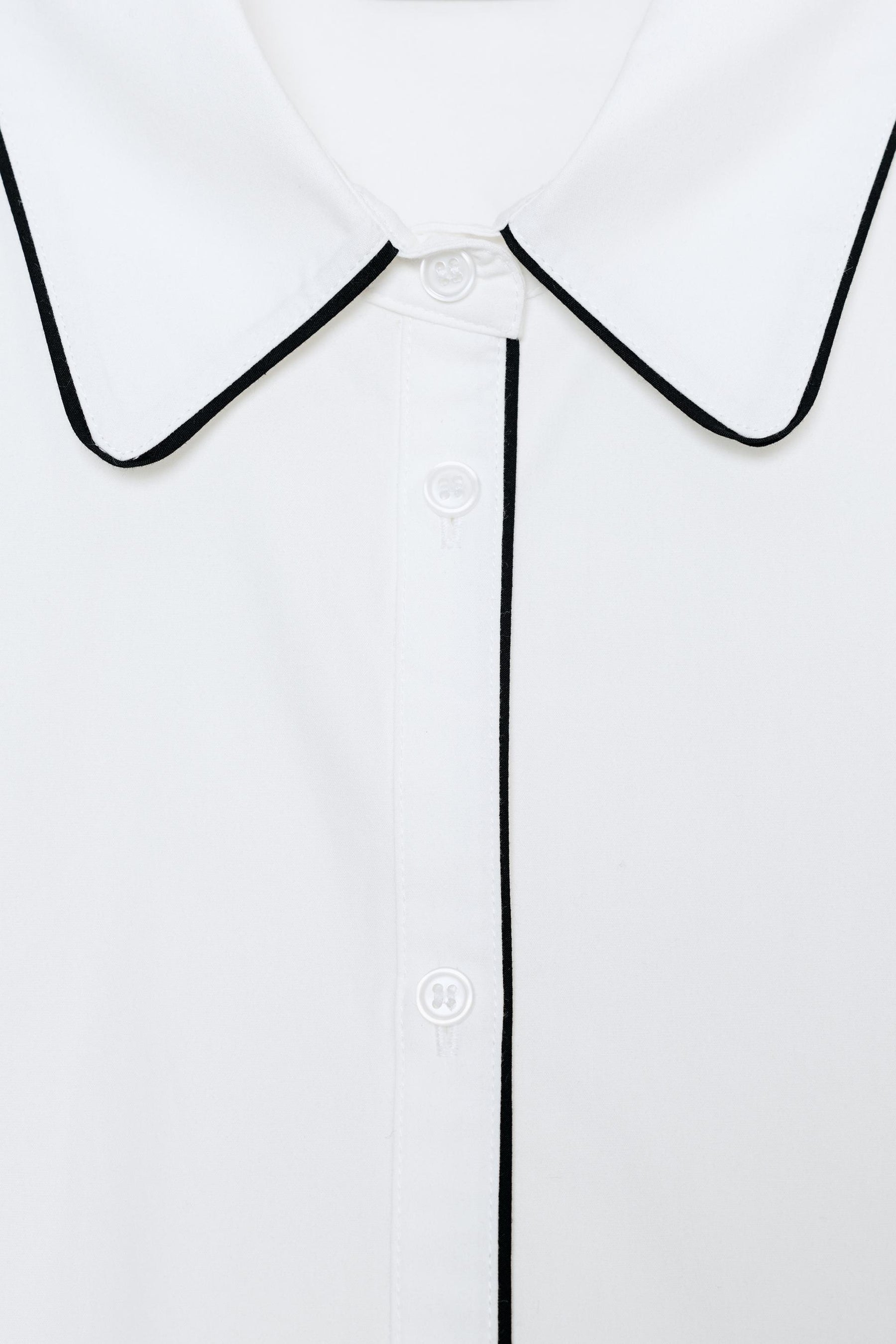 KONTRASTGEKAPSELTES POPELINE-HEMD