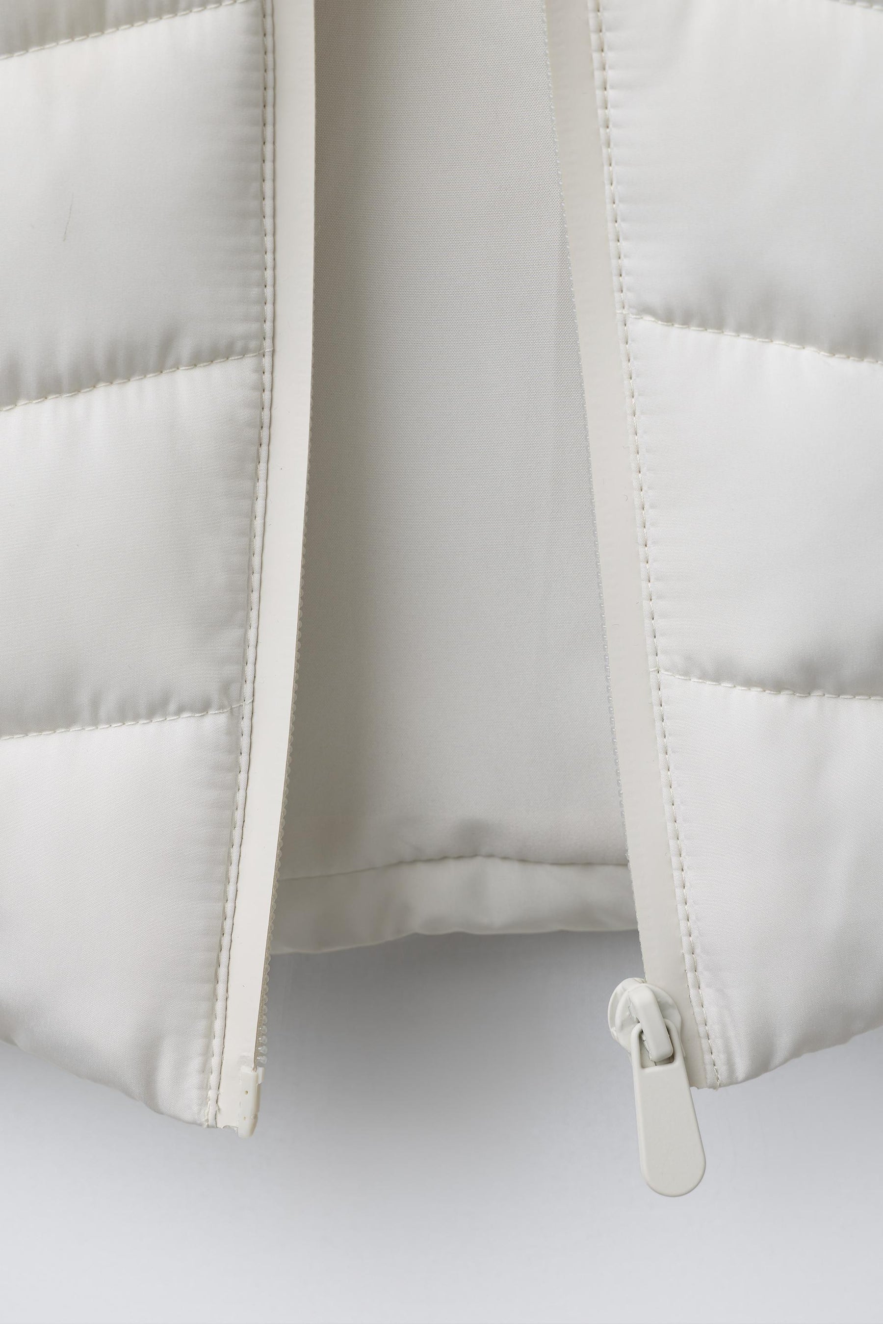 NEOPRENE-EFFECT SLEEVE PUFFER JACKET - Image 6