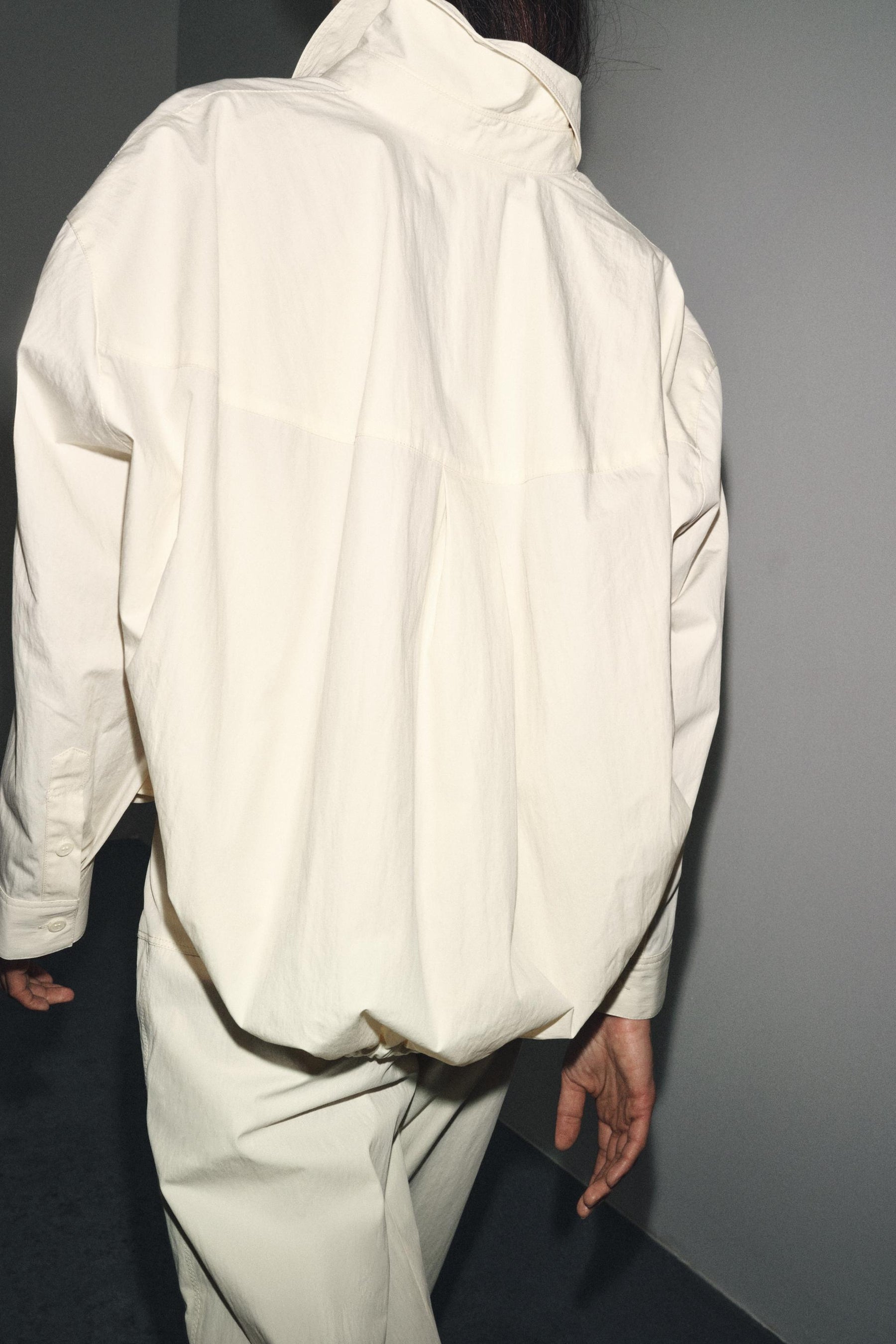 Hose mit Reißverschluss hinten