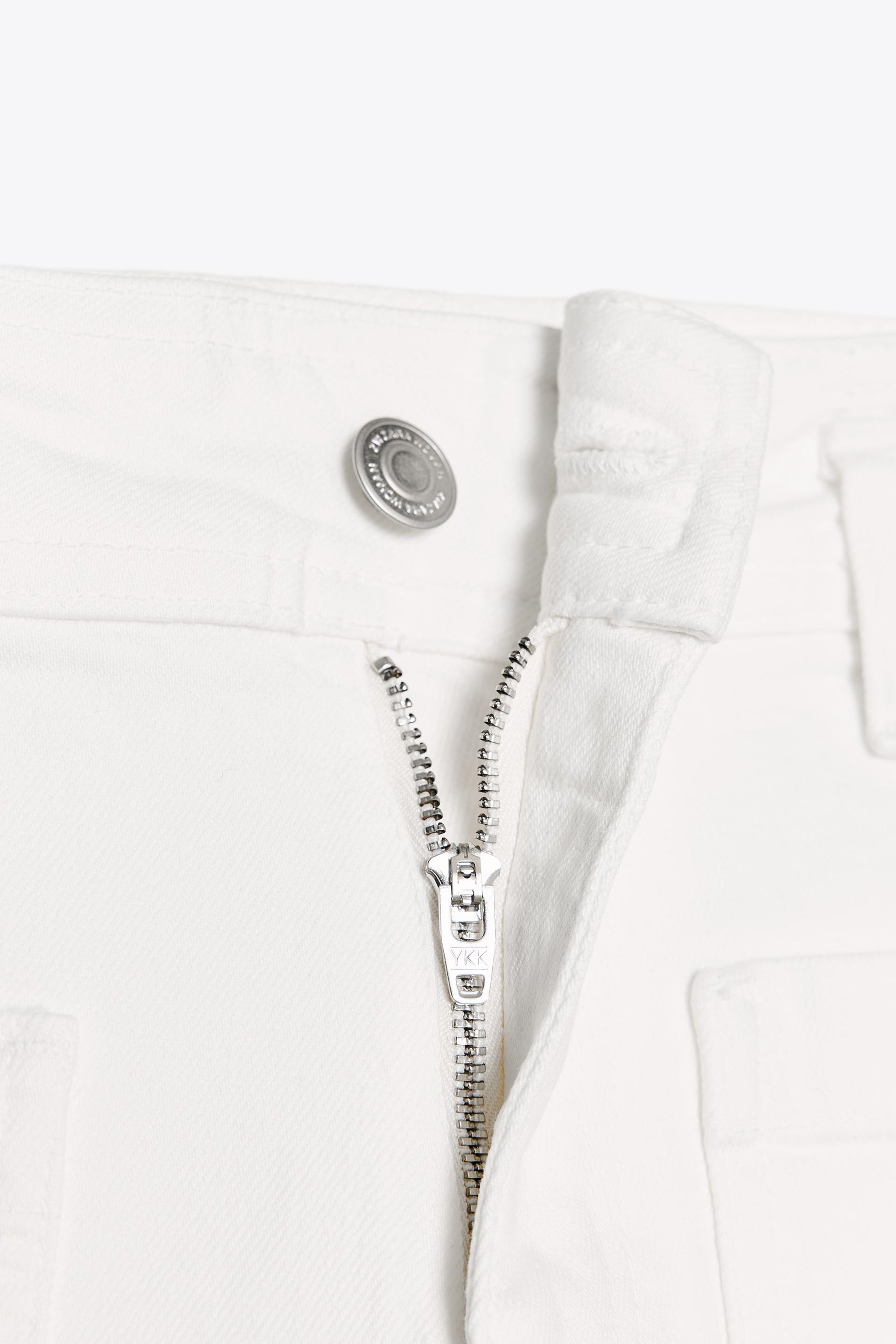 Weit geschnittene High-Waist-Jeans