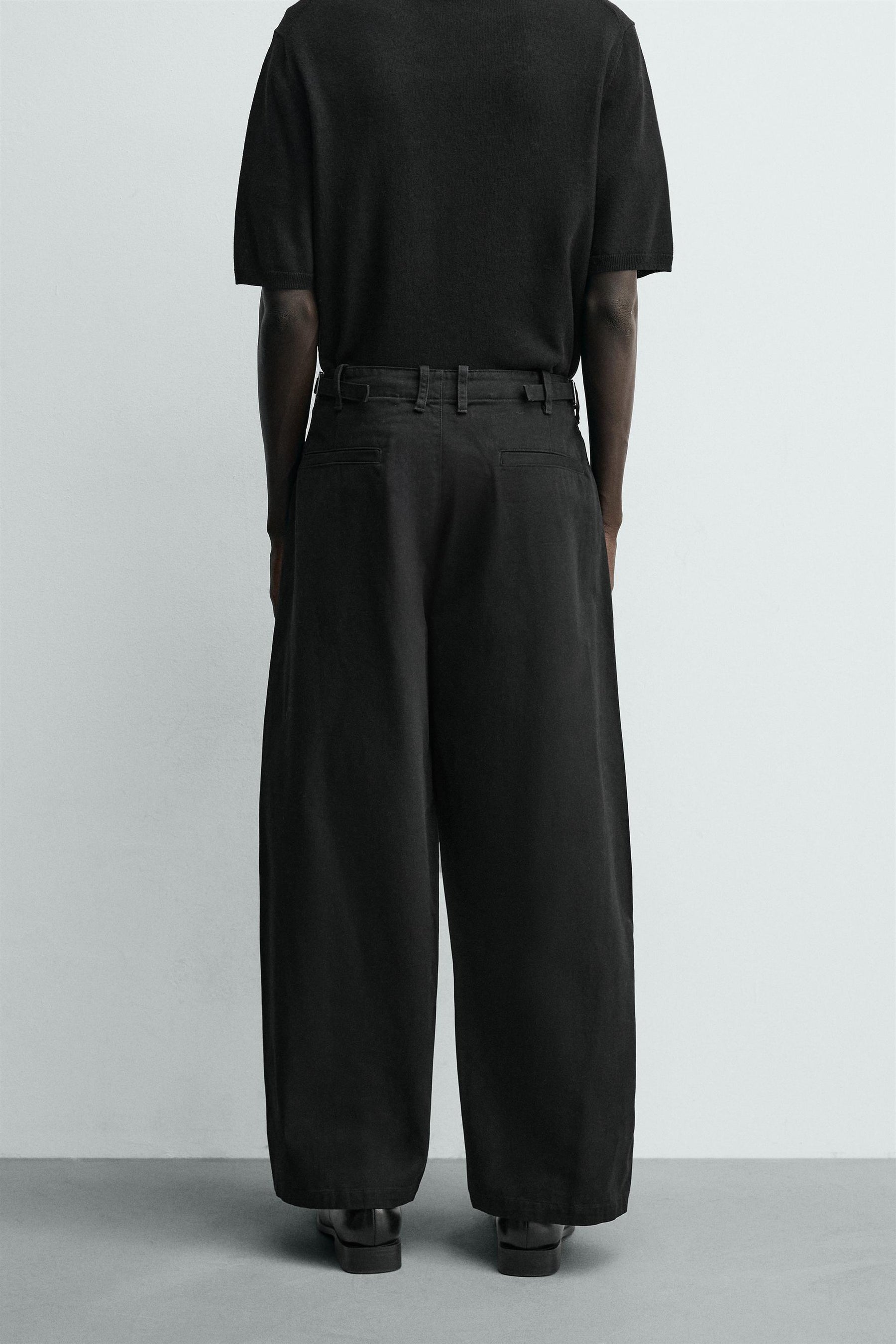 Wide Pleated Trousers