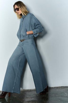 Weit geschnittene High-Waist-Jeans