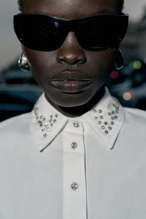 Mit Juwelenperlen besetztes Popelinehemd