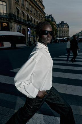 Mit Juwelenperlen besetztes Popelinehemd